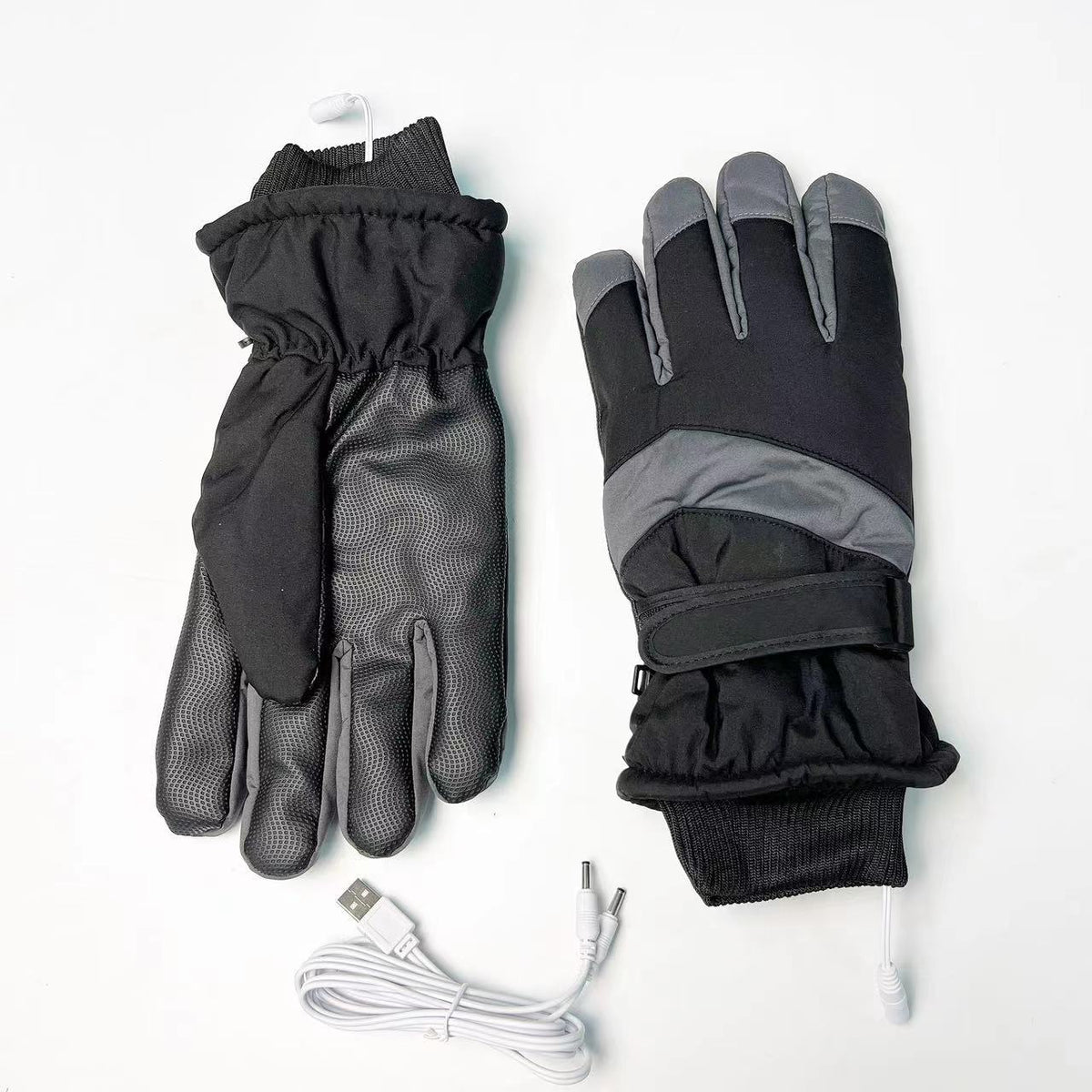 USB Heated Ski Gloves — Touchscreen, Waterproof, and 3 Temperatures