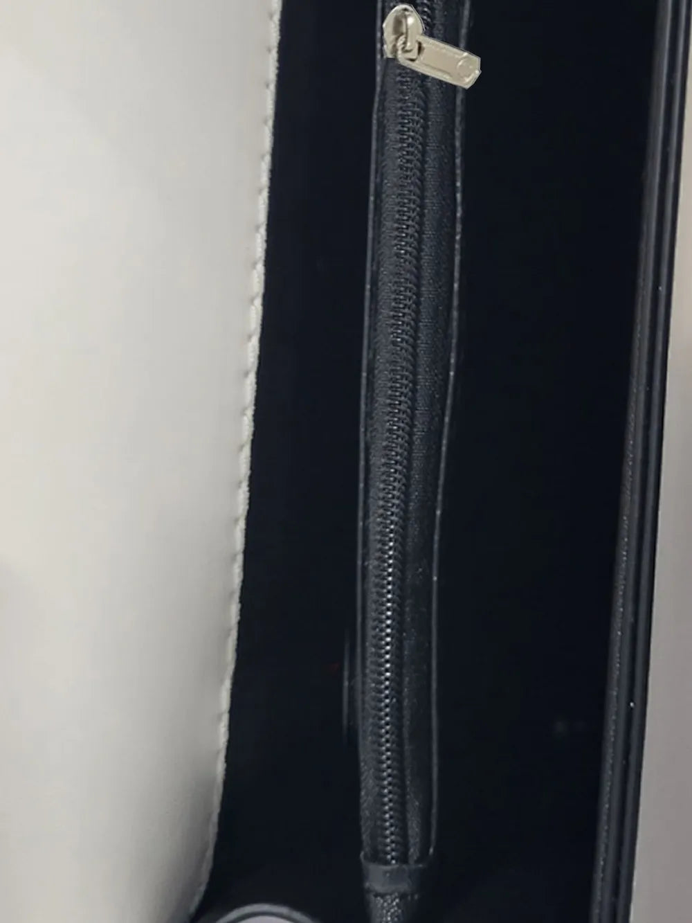Wallet with Chain and Detachable Strap