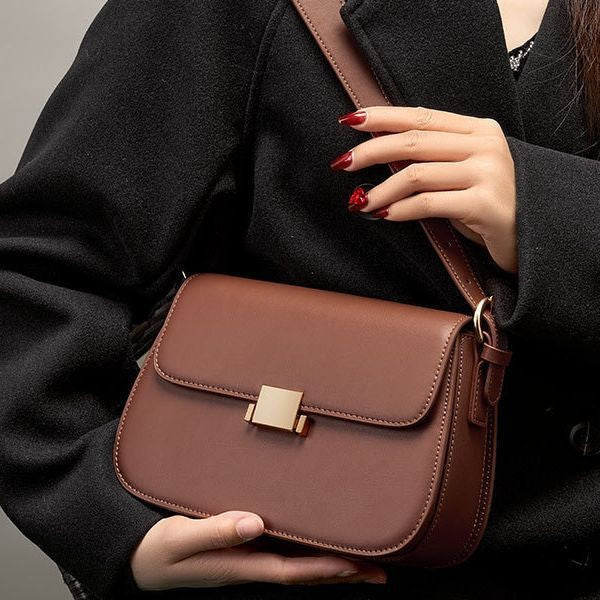 Tofu Cowhide Wallet with Clasp