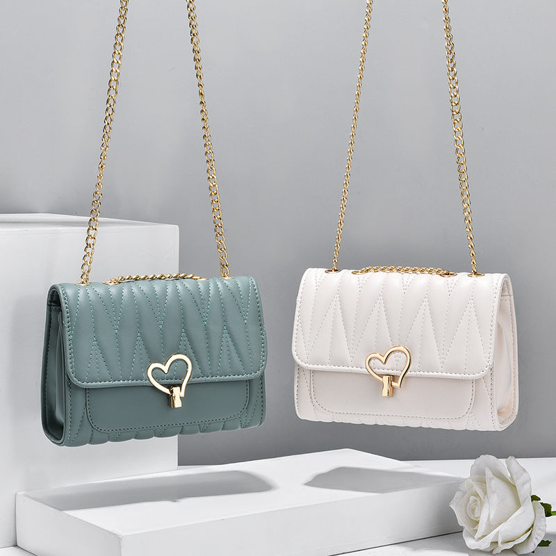 Mini Cartera con Candado Corazón y Bandolera