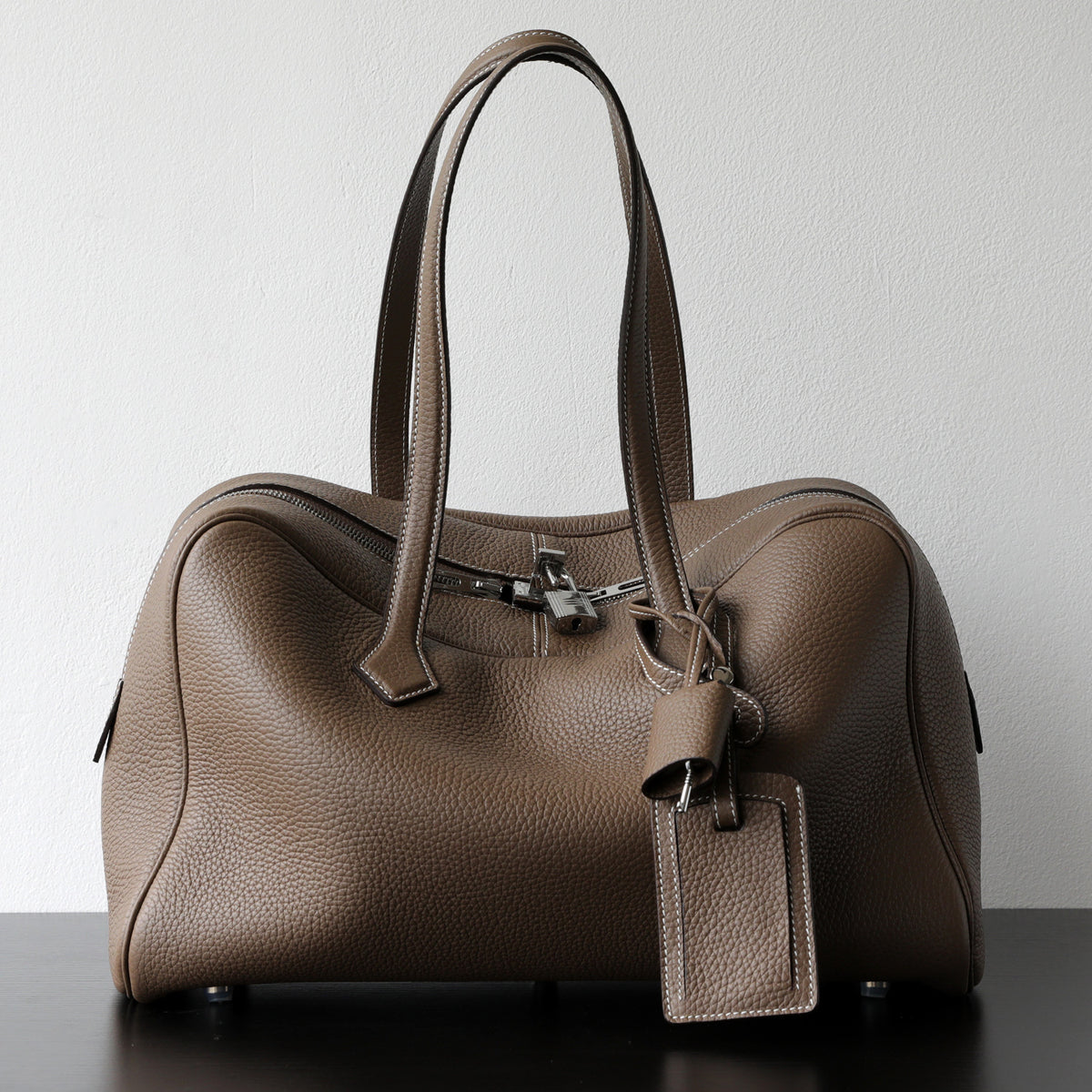 Cartera de Mano y Cruzada para Mujer — Diseño Elegante