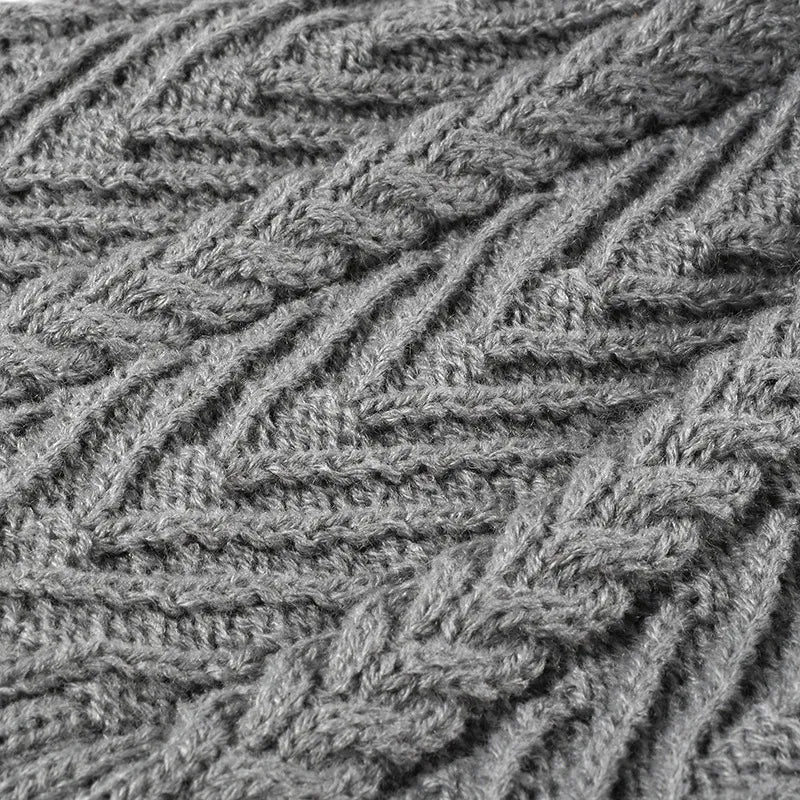 Gorro Tejido Cable Knit con Pompón — Invierno Unisex