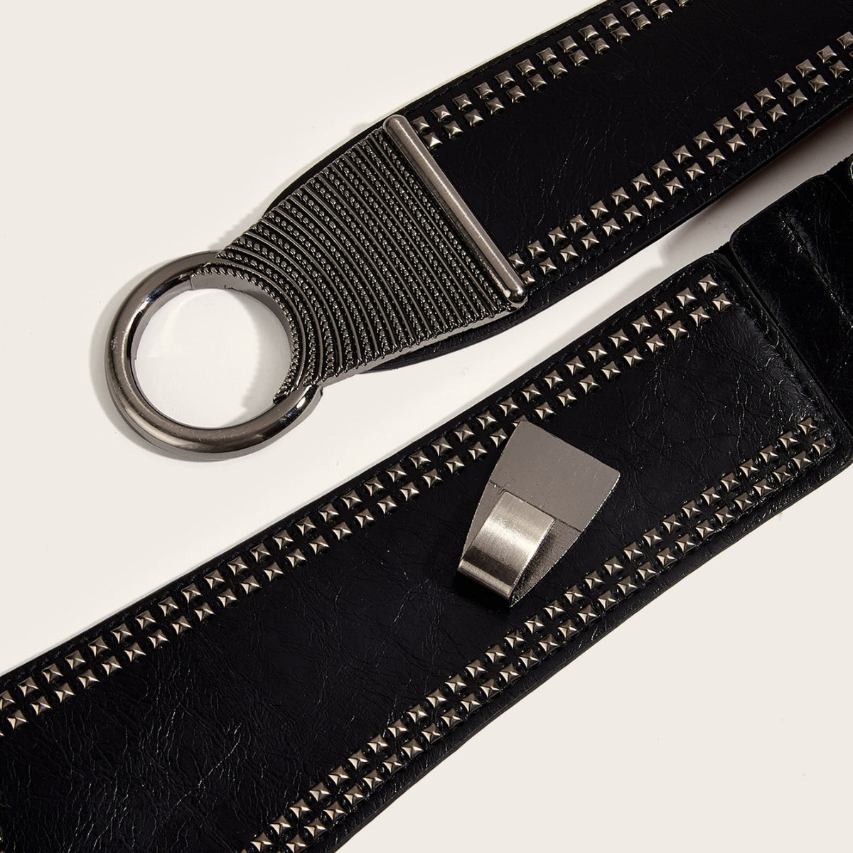 Cinturón Elástico con Tachas para Mujer — PU Negro 6cm