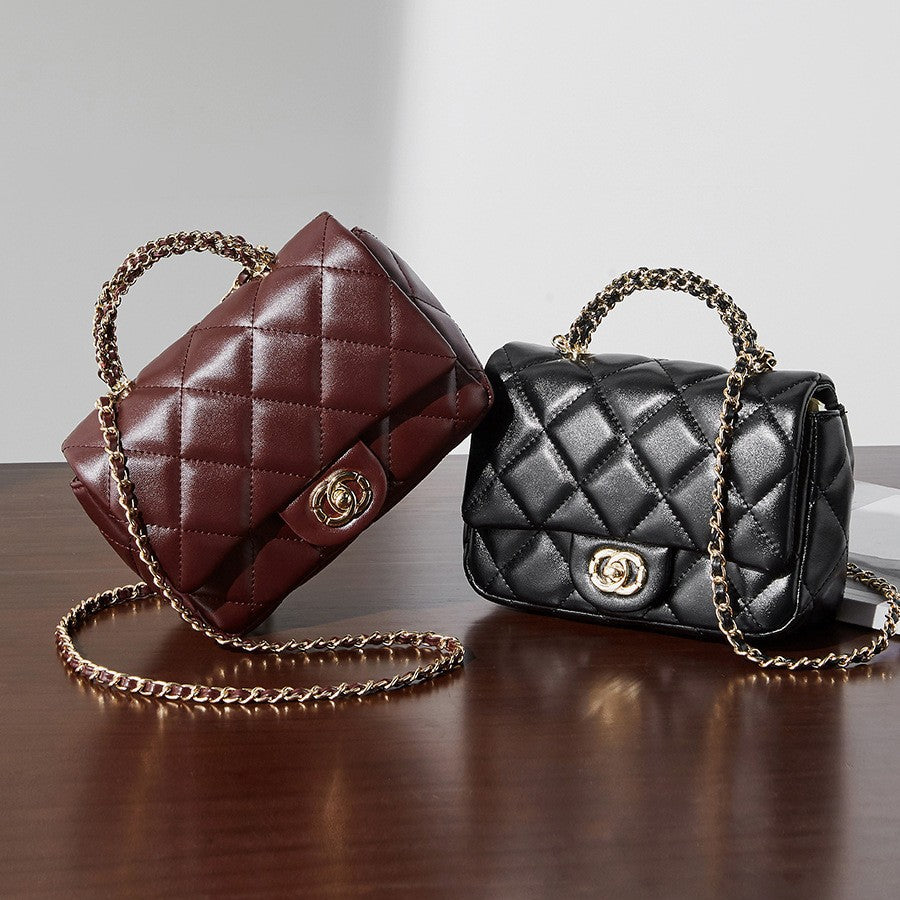 Cartera Acolchada Diamond con Cadena Metálica