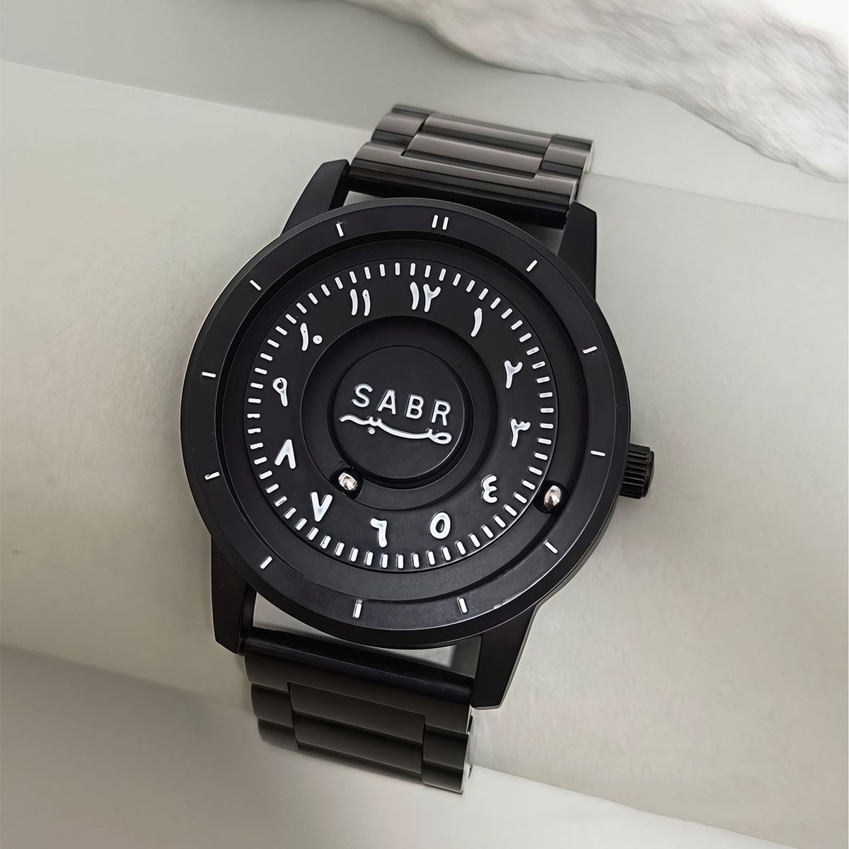 Unisex Magnetic Floating Quartz Watch