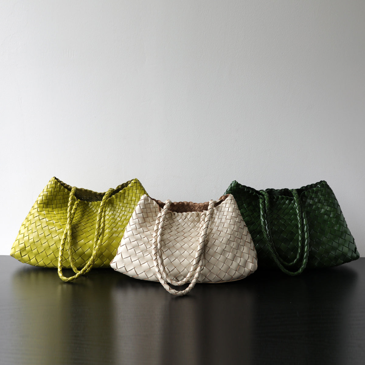 Cartera Tejida de Mano Estilo Underarm para Mujer