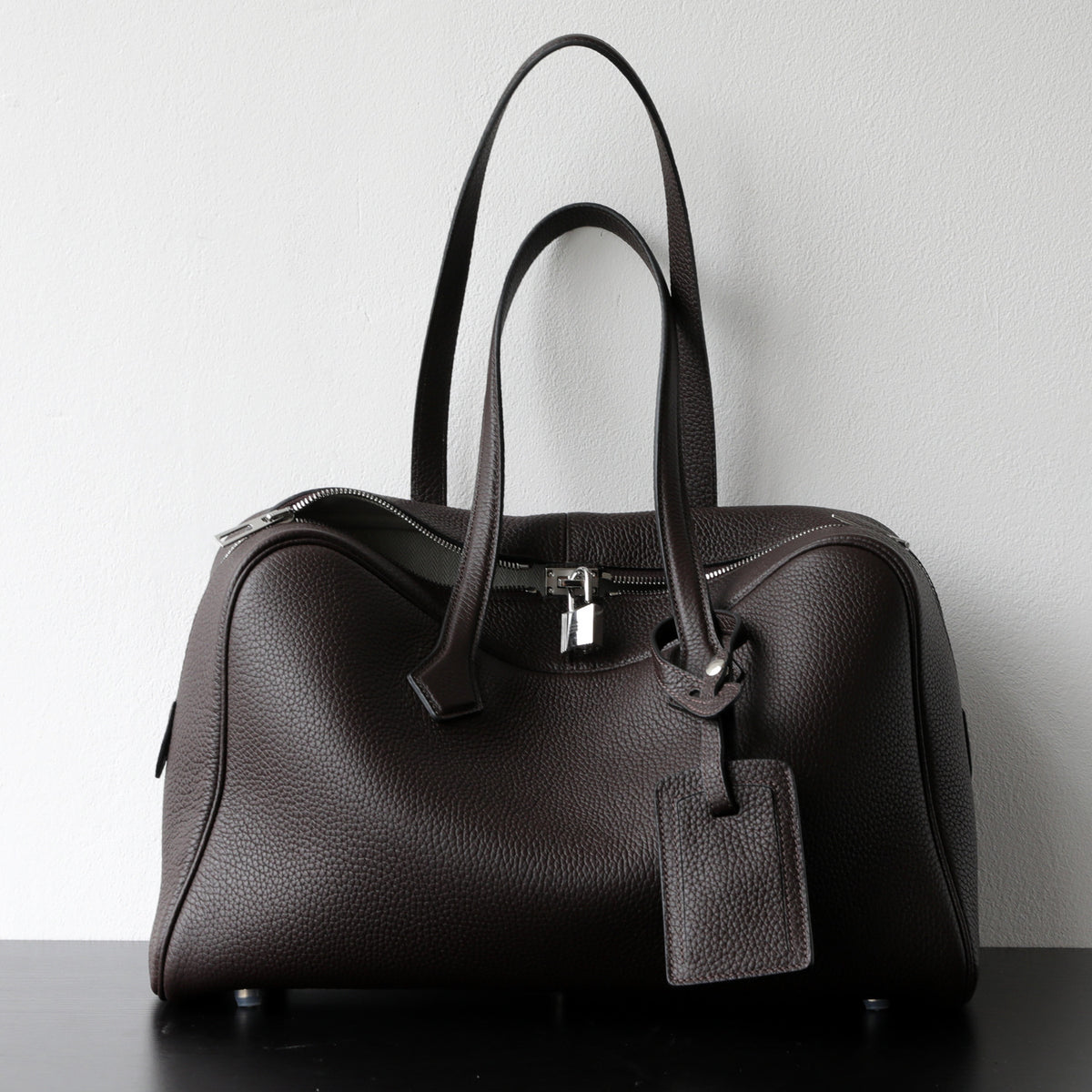 Cartera de Mano y Cruzada para Mujer — Diseño Elegante