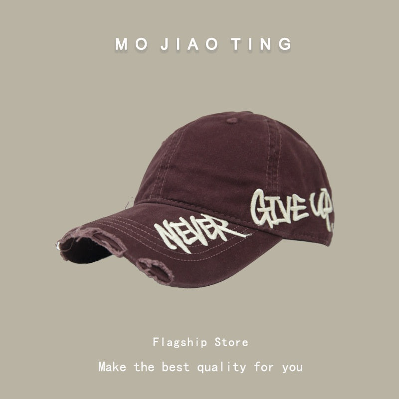 Gorra Visera Corta con Bordado de Letras — Protección Solar Unisex