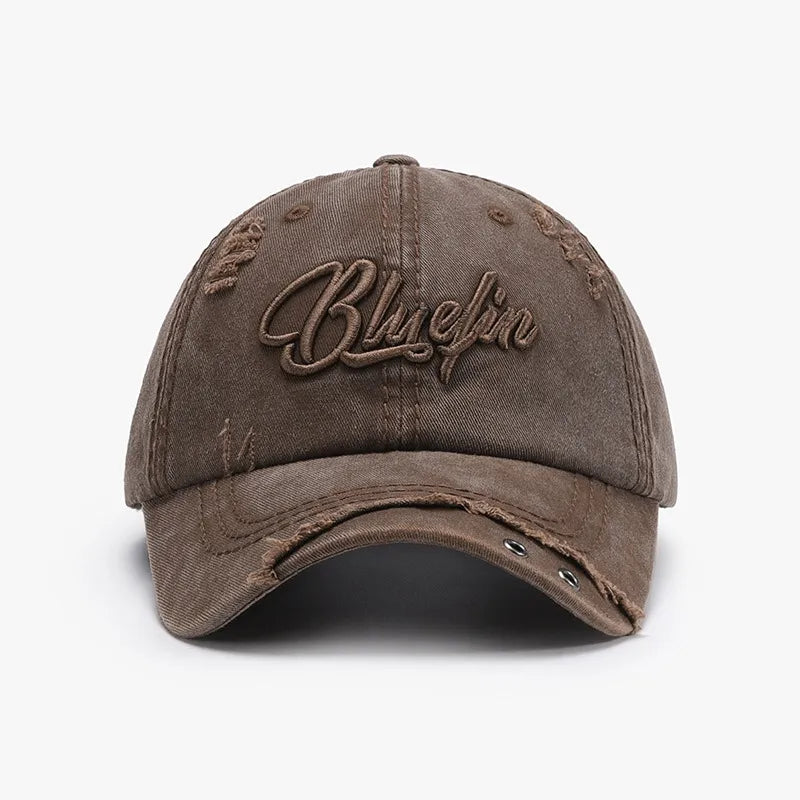 Gorra Baseball de Algodón con Bordado de Letras — Bordes Crudos