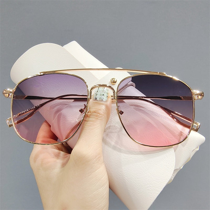 Lentes de Sol Retro Irregulares — Marco Metálico Resistente UV